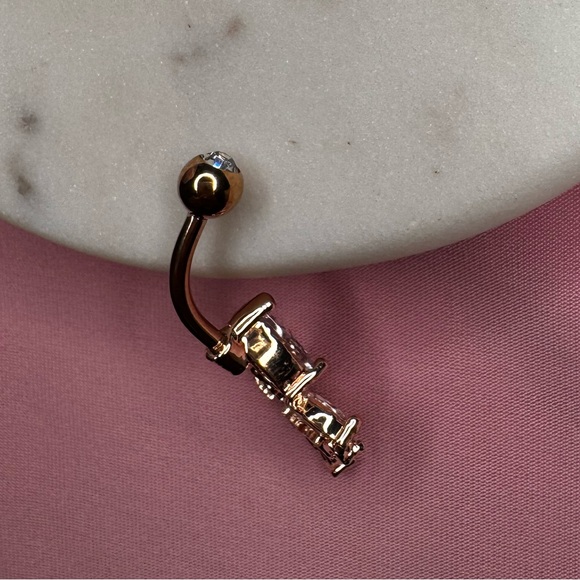 Belly Button Ring - Picture 6 of 7